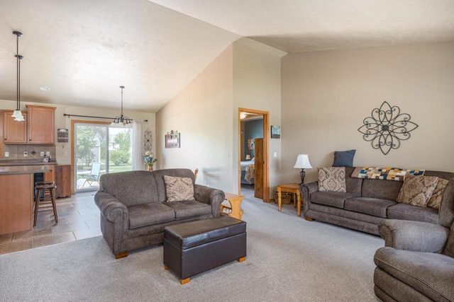 W6196 SHERWOOD POINT DRIVE, Greenville, WI 54942