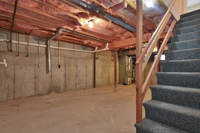 197 High St 2, Andover, MA 01810