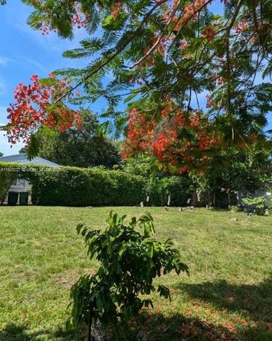 12790 NE 10 Ave, North Miami, FL 33161