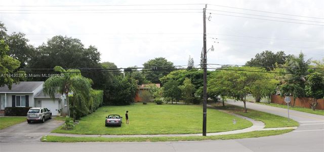 12790 NE 10 Ave, North Miami, FL 33161