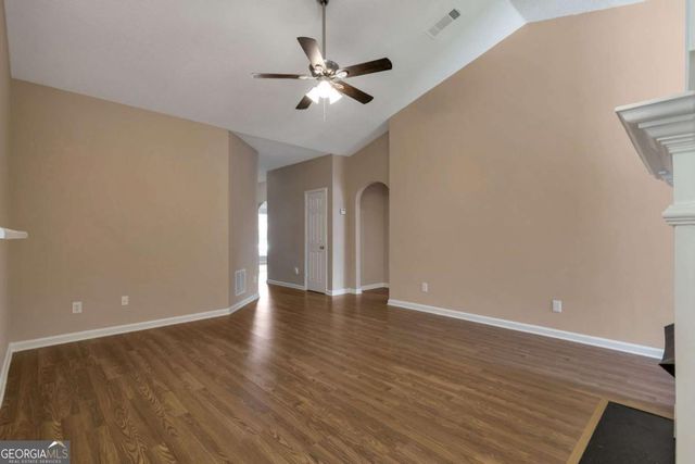 2513 Laurelfield Drive, Grayson, GA 30017