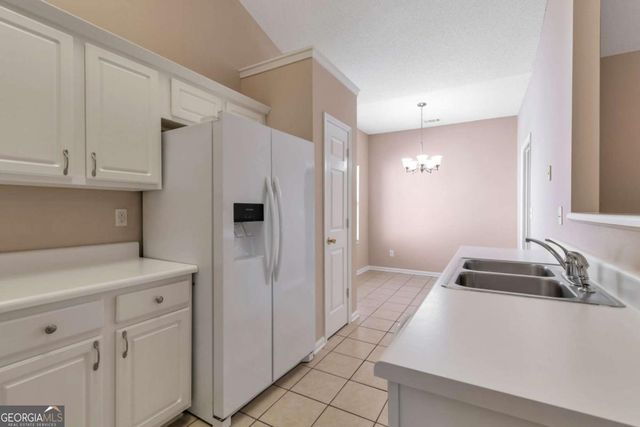 2513 Laurelfield Drive, Grayson, GA 30017