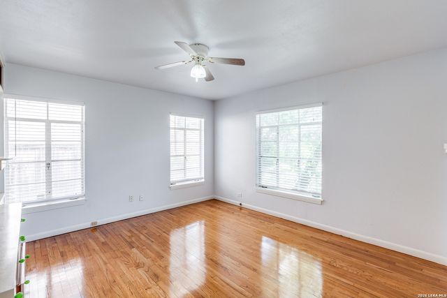 101 CANTERBURY HILL ST, Terrell Hills, TX 78209
