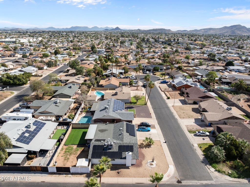 3640 W BANFF Lane, Phoenix, AZ 85053 — exterior