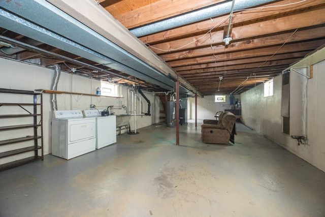 12716 S Saginaw Avenue, Chicago, IL 60633