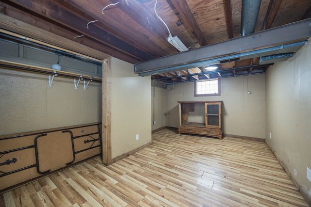 12716 S Saginaw Avenue, Chicago, IL 60633