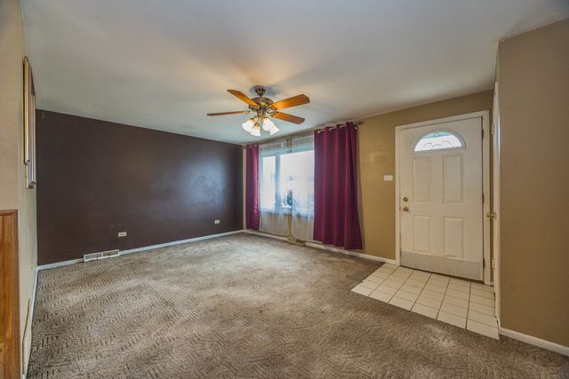 12716 S Saginaw Avenue, Chicago, IL 60633