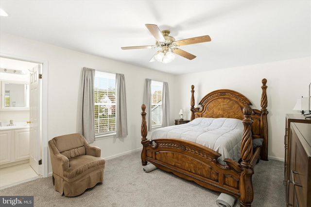 27 ASPEN CT, Bordentown, NJ 08505