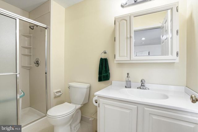 27 ASPEN CT, Bordentown, NJ 08505