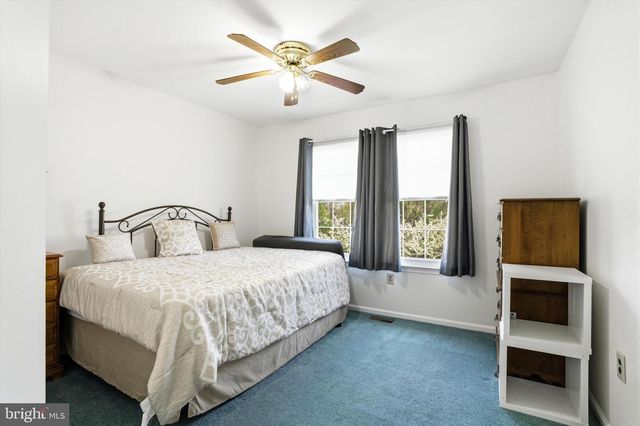 27 ASPEN CT, Bordentown, NJ 08505