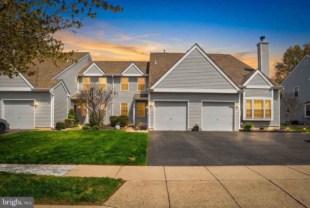 27 ASPEN CT, Bordentown, NJ 08505