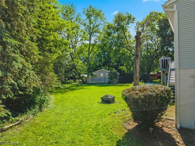 50 Kirby Drive, Akron, OH 44319