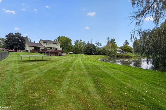 1269 Lake Valley Drive, Fenton Twp, MI 48430