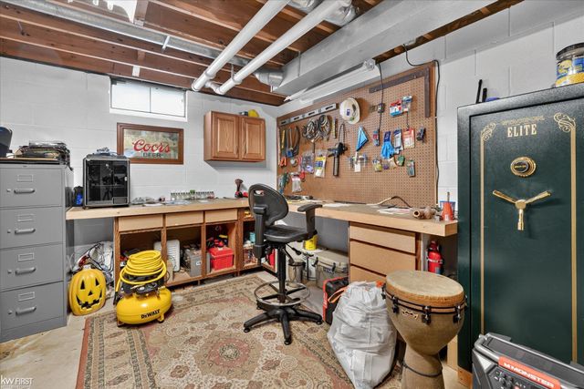 1269 Lake Valley Drive, Fenton Twp, MI 48430
