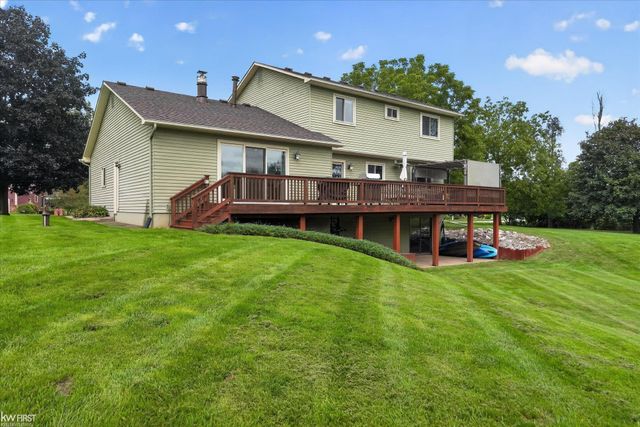 1269 Lake Valley Drive, Fenton Twp, MI 48430