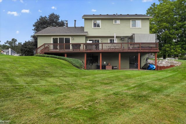 1269 Lake Valley Drive, Fenton Twp, MI 48430