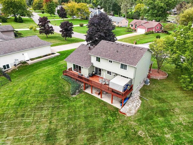 1269 Lake Valley Drive, Fenton Twp, MI 48430