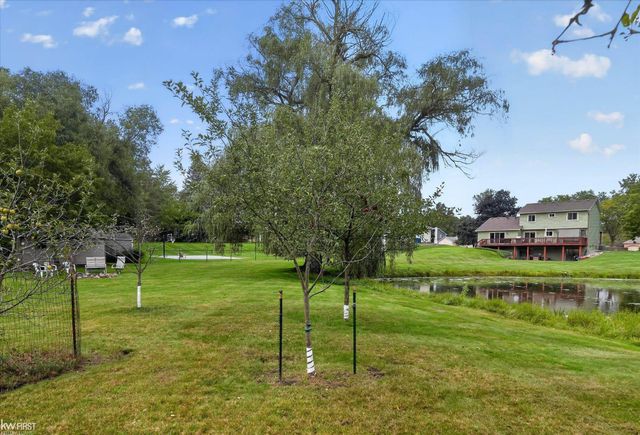 1269 Lake Valley Drive, Fenton Twp, MI 48430