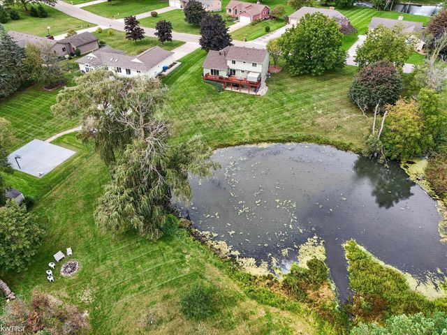 1269 Lake Valley Drive, Fenton Twp, MI 48430