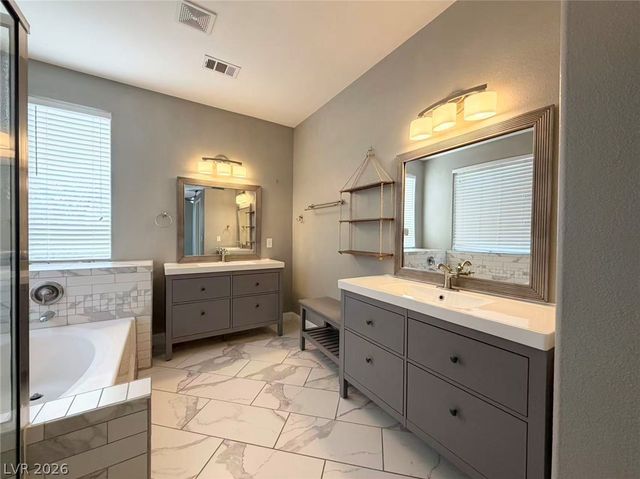 8901 Square Knot Avenue, Las Vegas, NV 89143
