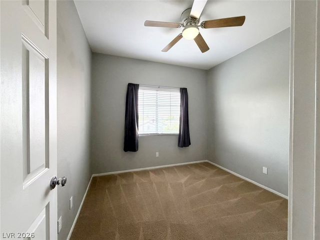 8901 Square Knot Avenue, Las Vegas, NV 89143