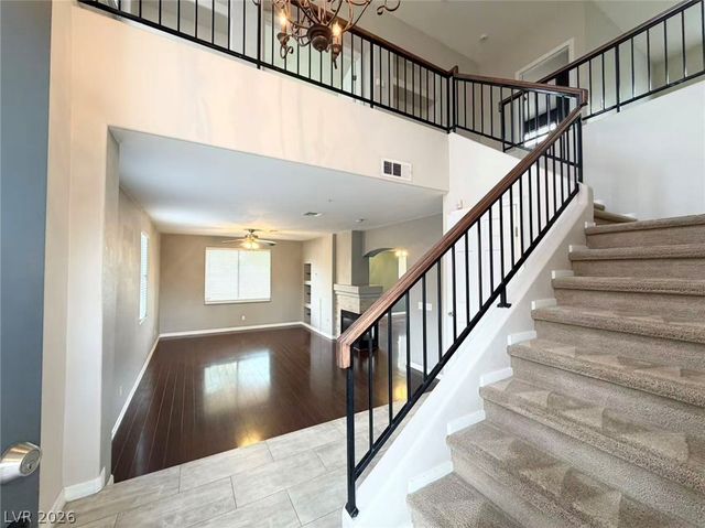 8901 Square Knot Avenue, Las Vegas, NV 89143