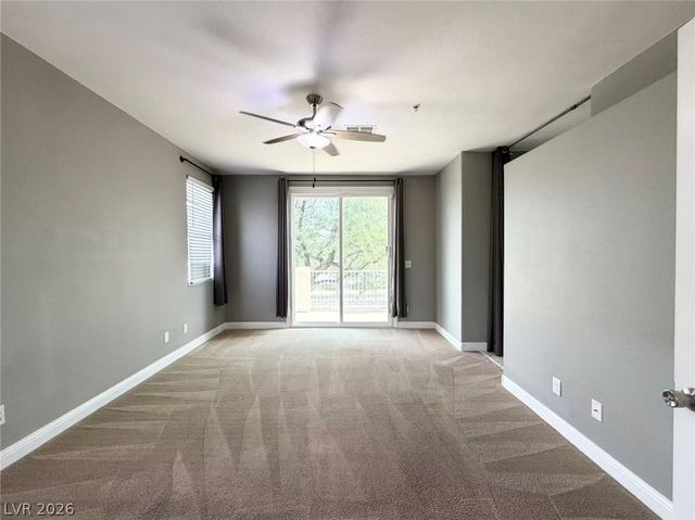 8901 Square Knot Avenue, Las Vegas, NV 89143