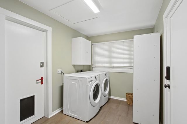 733 35th St, Sacramento, CA 95816