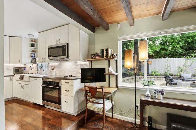 733 35th St, Sacramento, CA 95816