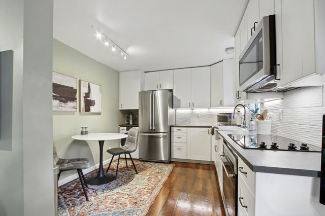 733 35th St, Sacramento, CA 95816