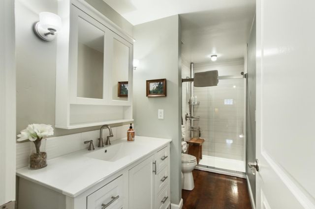 733 35th St, Sacramento, CA 95816