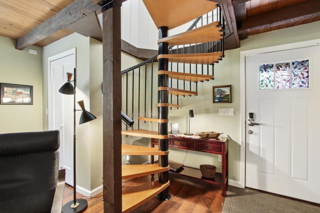 733 35th St, Sacramento, CA 95816