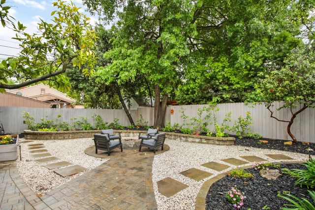 733 35th St, Sacramento, CA 95816