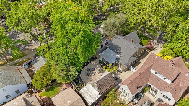 733 35th St, Sacramento, CA 95816