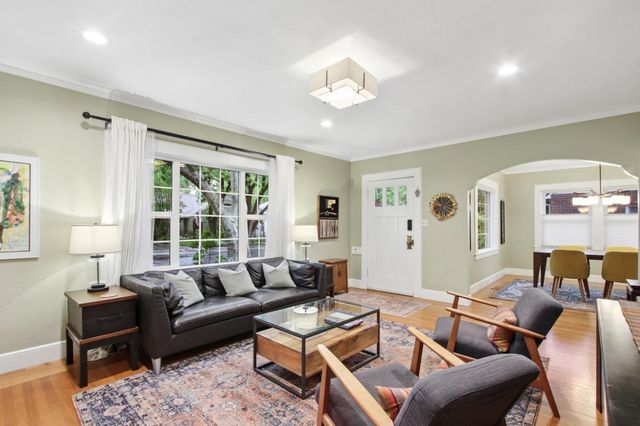 733 35th St, Sacramento, CA 95816