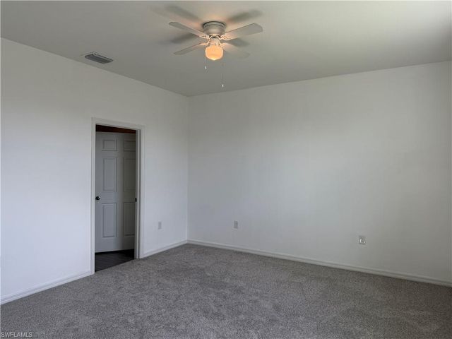 916 NW 3rd AVE, Cape Coral, FL 33993