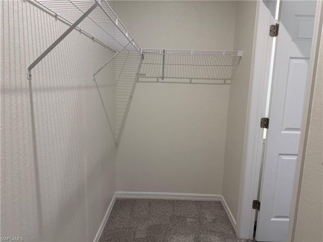 916 NW 3rd AVE, Cape Coral, FL 33993