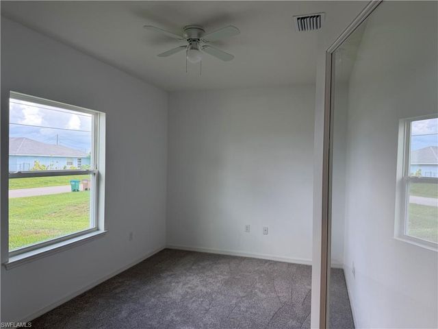 916 NW 3rd AVE, Cape Coral, FL 33993