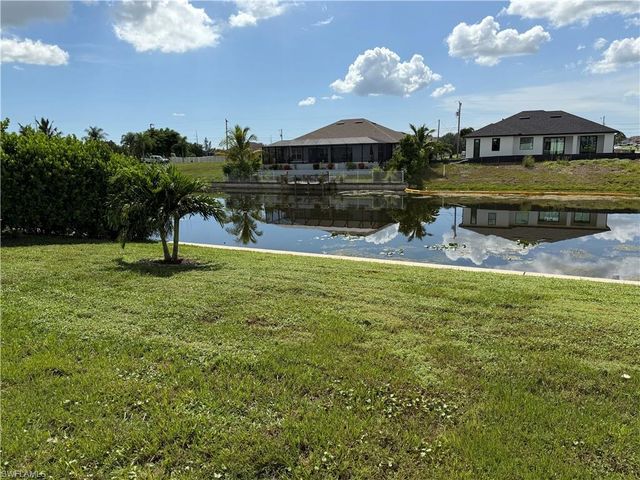 916 NW 3rd AVE, Cape Coral, FL 33993
