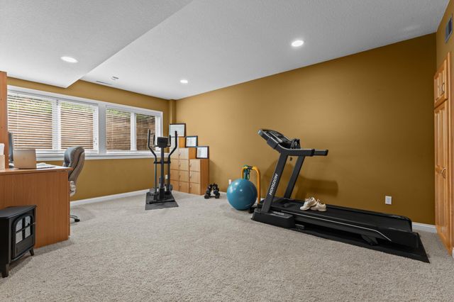 2930 4th Street SW, Rochester, MN 55902