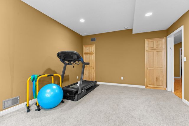 2930 4th Street SW, Rochester, MN 55902