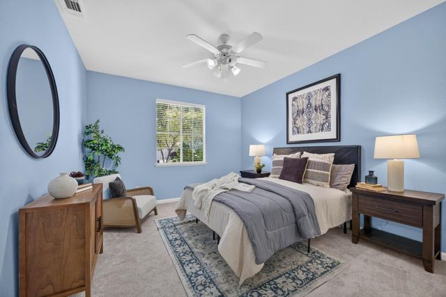 101 Aruba Cir, Sacramento, CA 95823