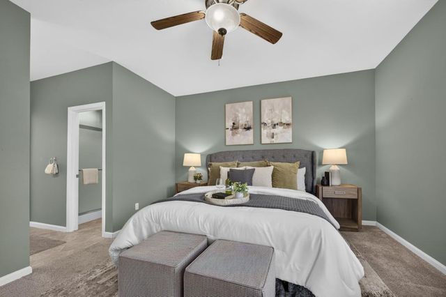 101 Aruba Cir, Sacramento, CA 95823