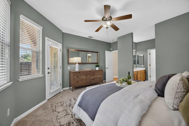 101 Aruba Cir, Sacramento, CA 95823