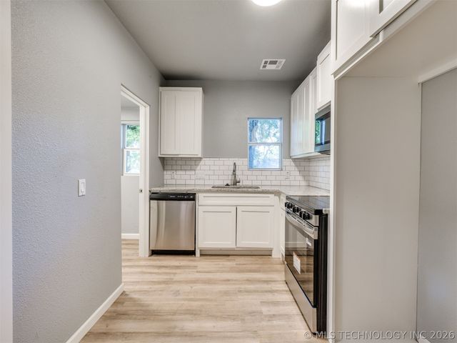 7 N Union Avenue, Tulsa, OK 74127