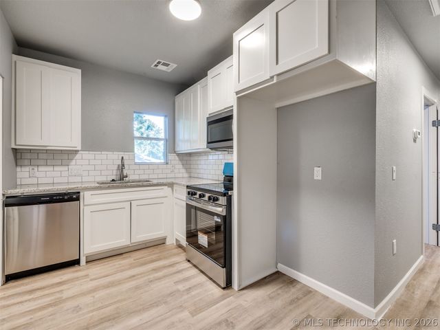 7 N Union Avenue, Tulsa, OK 74127