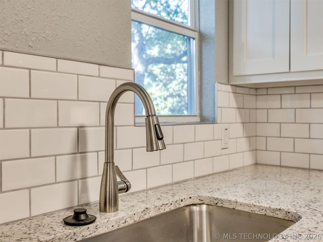 7 N Union Avenue, Tulsa, OK 74127