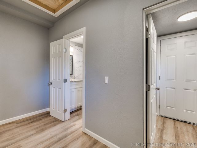 7 N Union Avenue, Tulsa, OK 74127