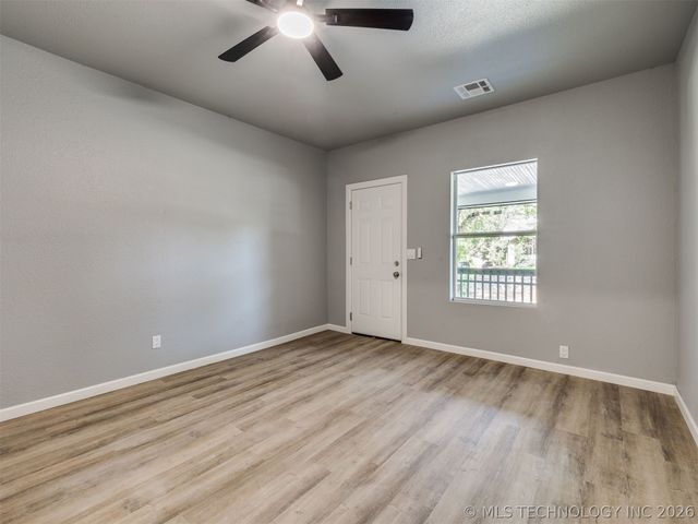 7 N Union Avenue, Tulsa, OK 74127