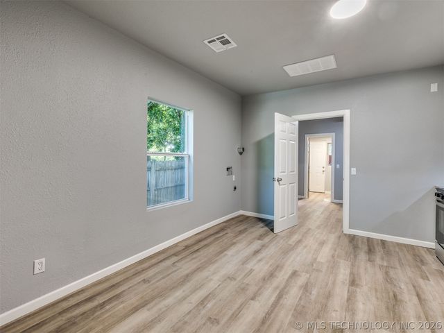 7 N Union Avenue, Tulsa, OK 74127